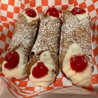 (1) Large Cannoli