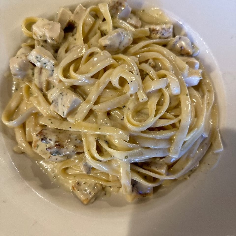 Delicious Chicken Alfredo